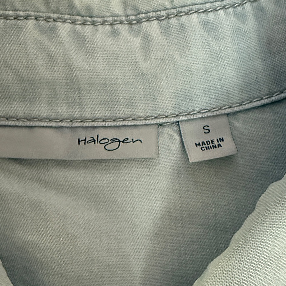 Light Wash Denim Button-Up Shirt - Picture 7 of 9
